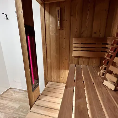 Prázdninový dům E35 & Sauna By Interhome